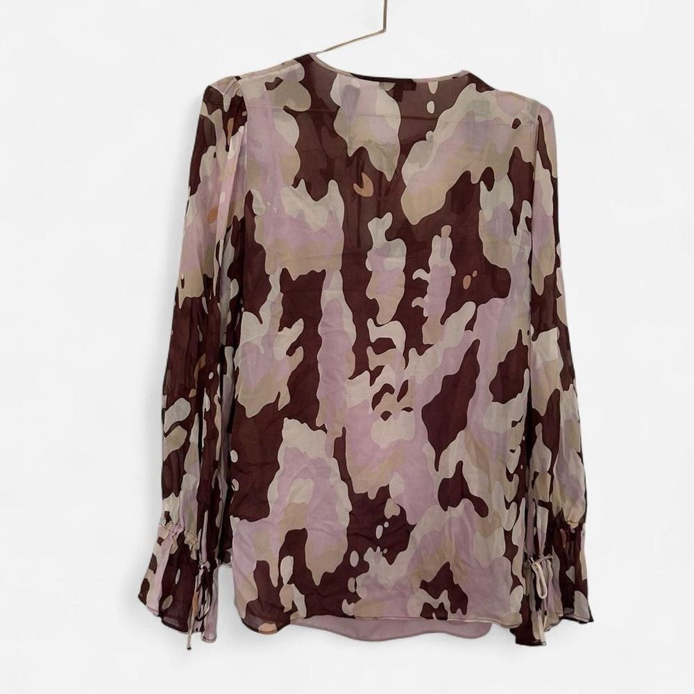 Massimo Dutti Abstract Camo Print romantic feminine keyhole blouse size 4 - Picture 10 of 11